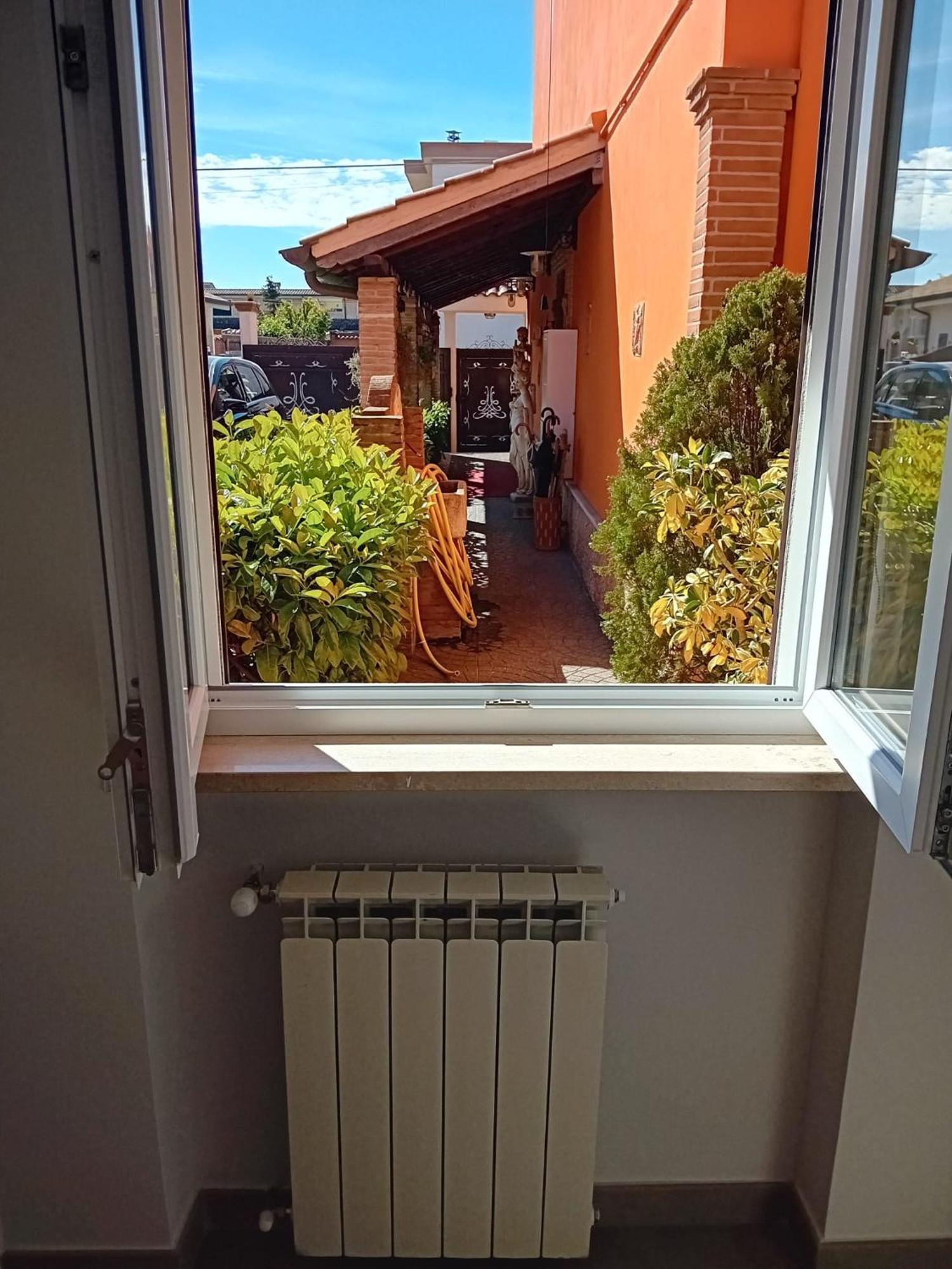 La Casetta Di Zio E Pia Fiumicino Exterior foto